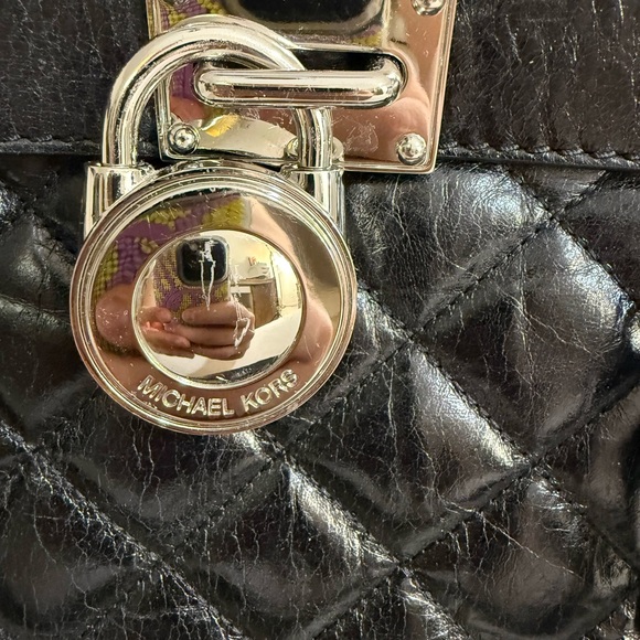 MICHAEL Michael Kors Hippie Grommet Hamilton Large Tote. - Picture 6 of 16